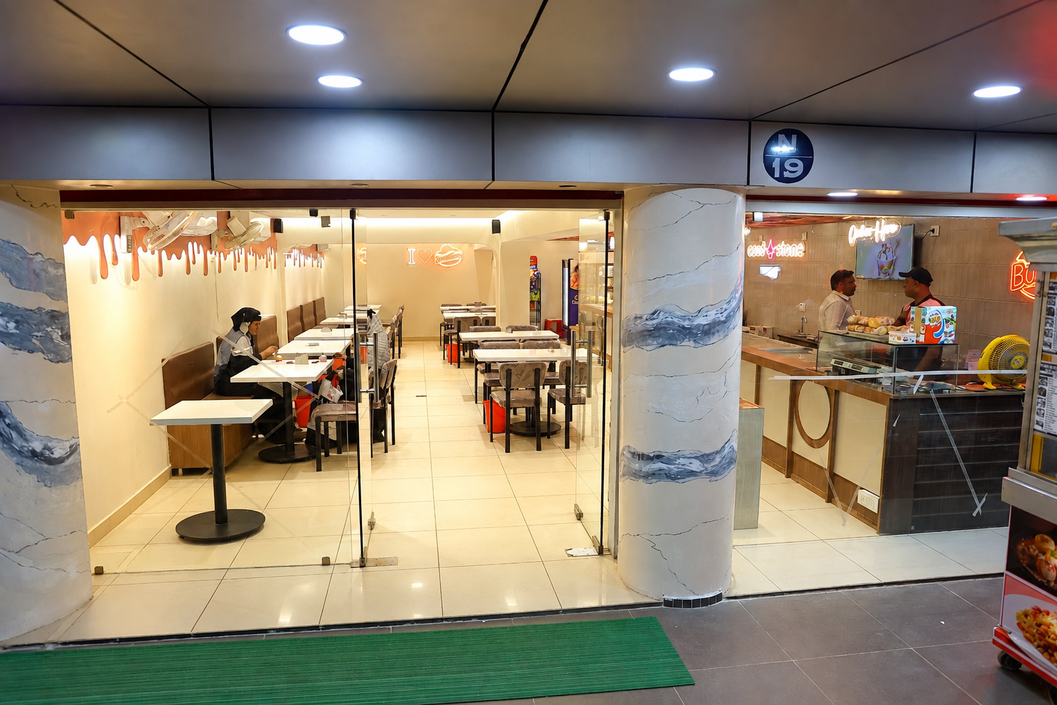 Bonitas Shalimar Outlet Interior